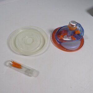 FISKARS Shape Cutter “ULTRA SHAPE XPRESS” gently used